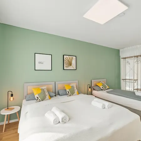 Sali Homes R4 - High-Quality Apartment With Terrace Bayreuth Exterior foto